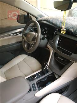 کادیلاک XT5